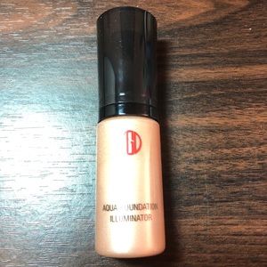 Maifanshi Aqua Foundation Illuminator Sheer Beige